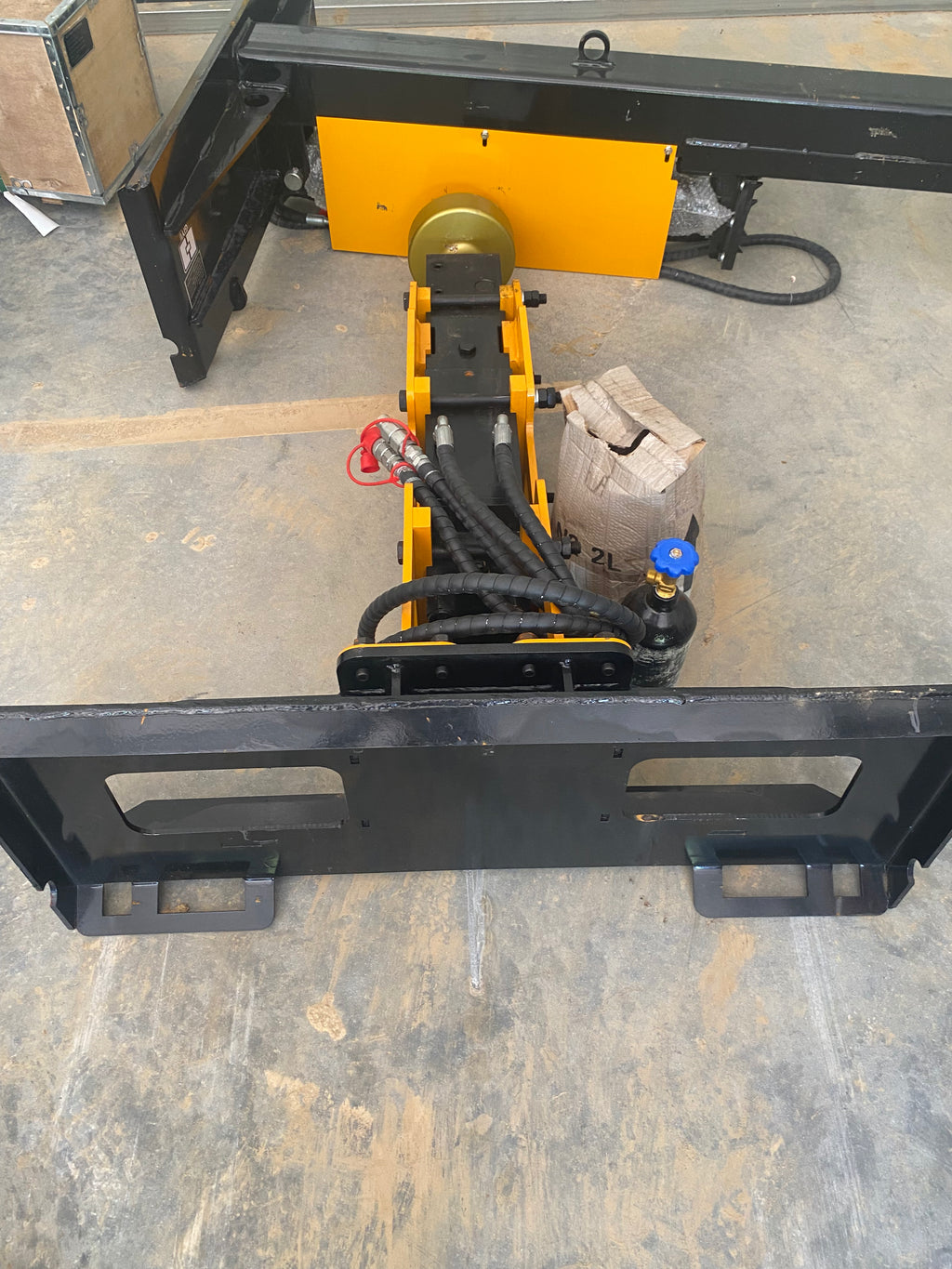 D680 Hydraulic Pile Hammer Attachment for Skid Steer Loaders